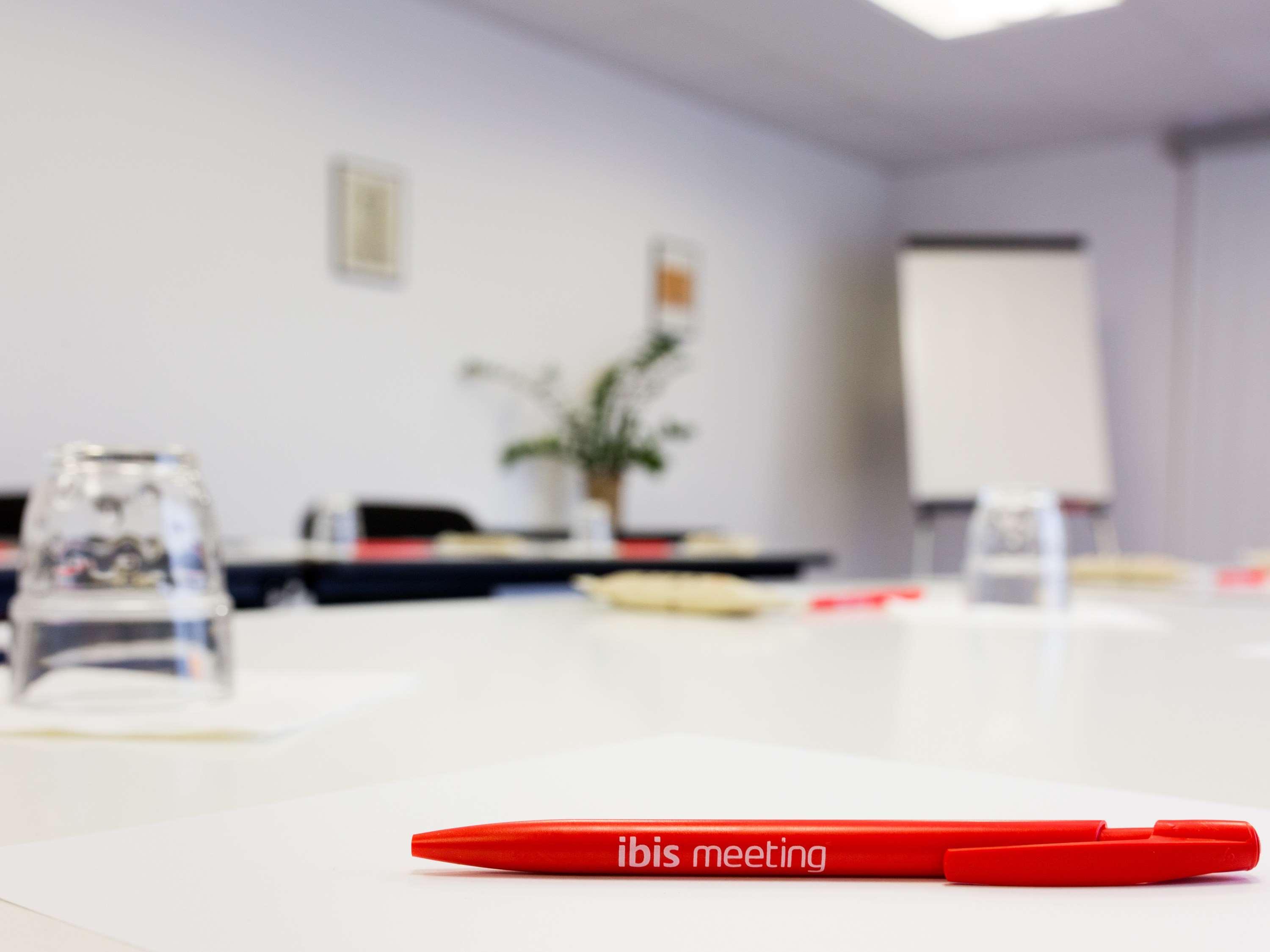 Ibis Montauban Hotell Exteriör bild